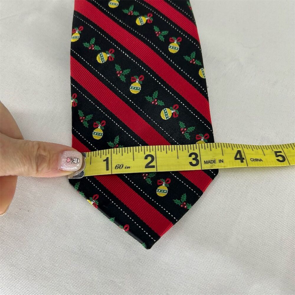 Noel Men's Christmas Holiday Striped Tie Red & Black - Picture 5 of 7